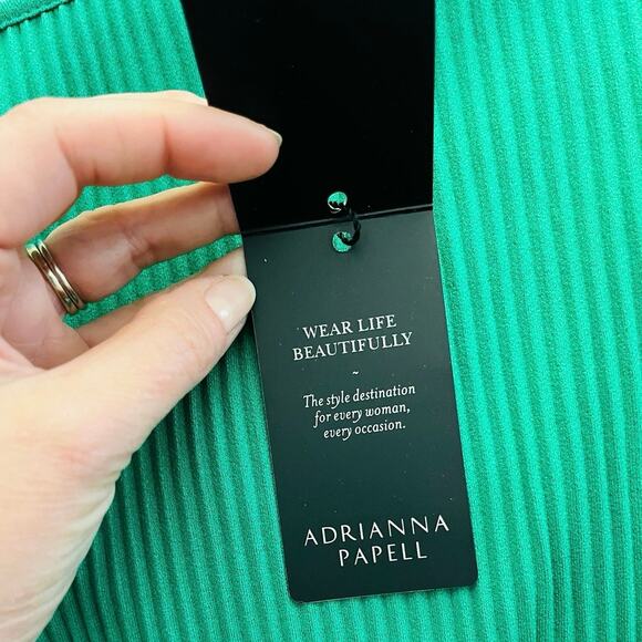 NEW Adrianna Papell Green Trapeze Top Pleated 3/4-sleeves Blouse Shirt Sz Small - Picture 8 of 9